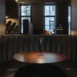 Apeiro Avant-garde