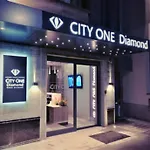 Apeiro Avant-garde Hotell 5*