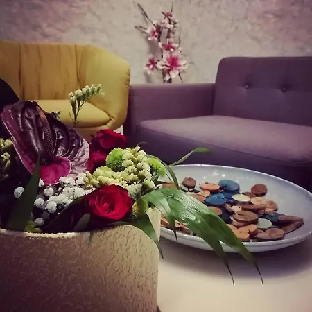 Hotel Apeiro Avant-garde