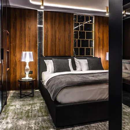 Apeiro Avant-garde Hotel 5*