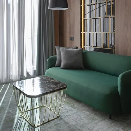Apeiro Avant-garde Hotel
