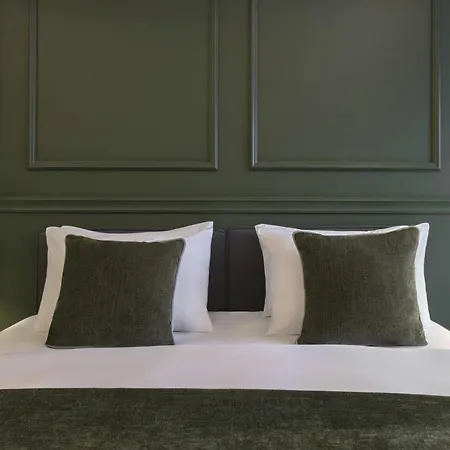 Apeiro Avant-garde Hotel