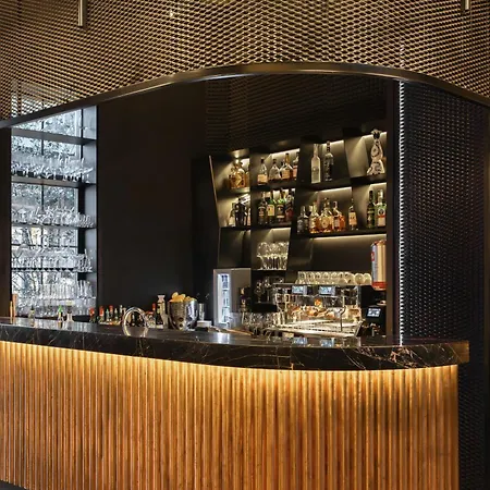Hotel Apeiro Avant-garde 5*