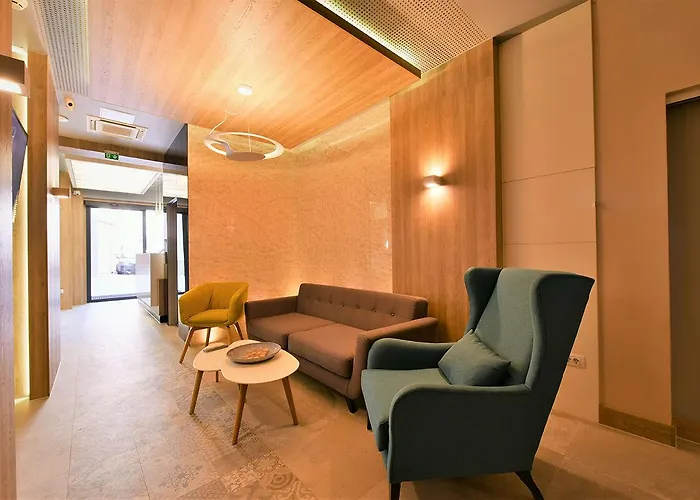 Apeiro Avant-garde 5*