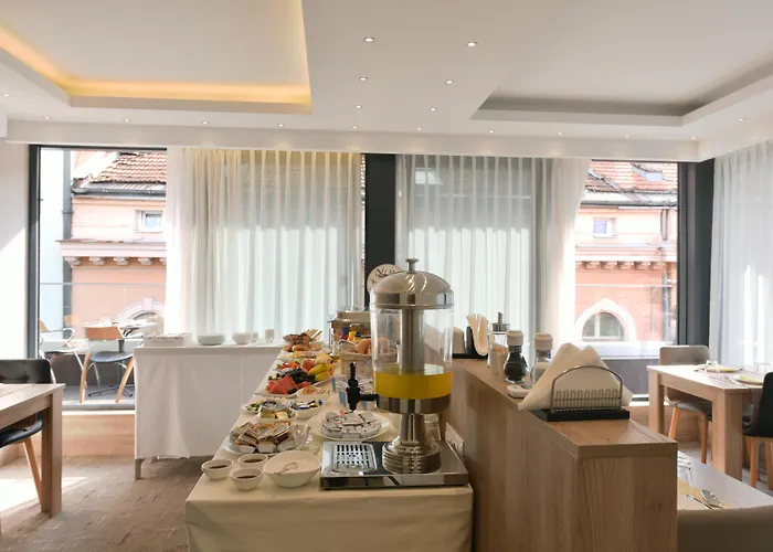 Apeiro Avant-garde 5*