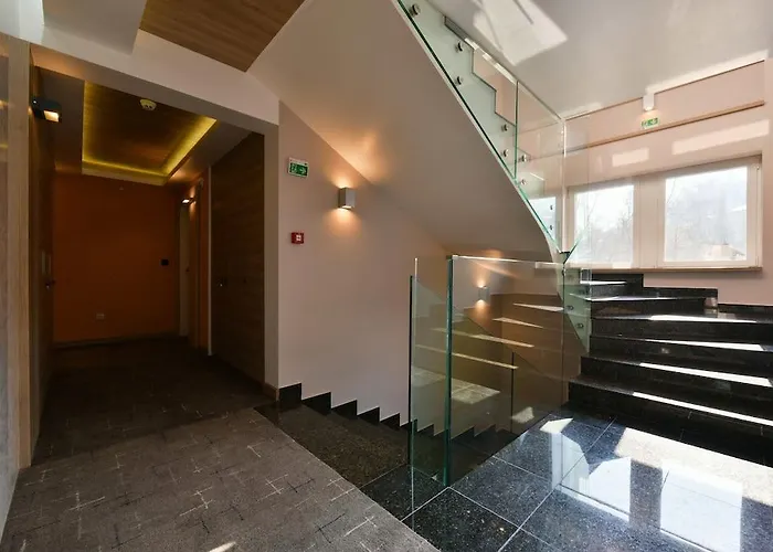 Apeiro Avant-garde 5*