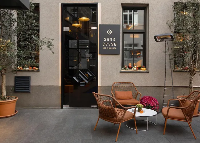 Apeiro Avant-garde Hotel 5*