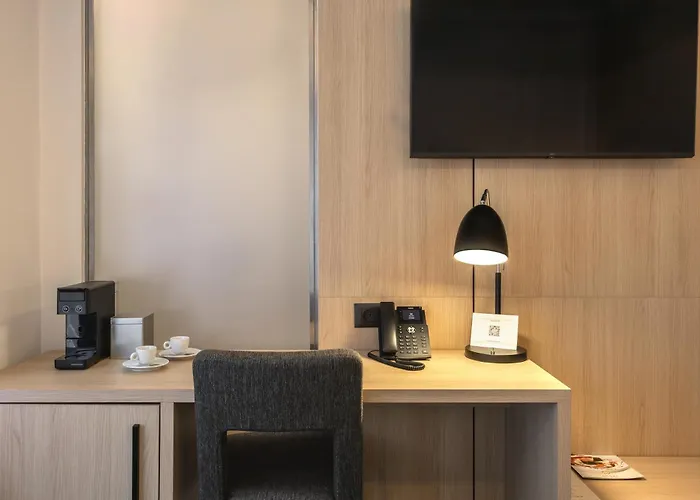 Apeiro Avant-garde 5*