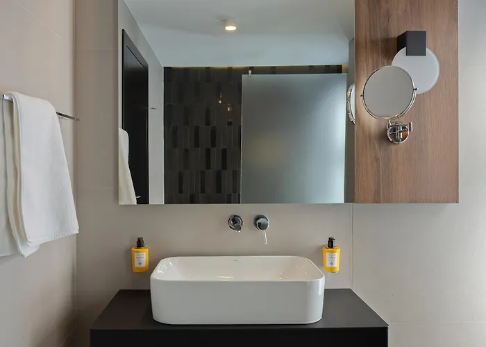 Apeiro Avant-garde Hotel